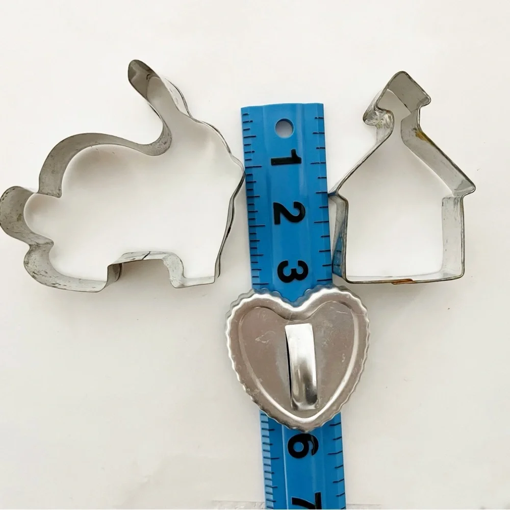 Lot of 3 Metal Cookie Cutters Bunny Rabbit Church Heart 3
